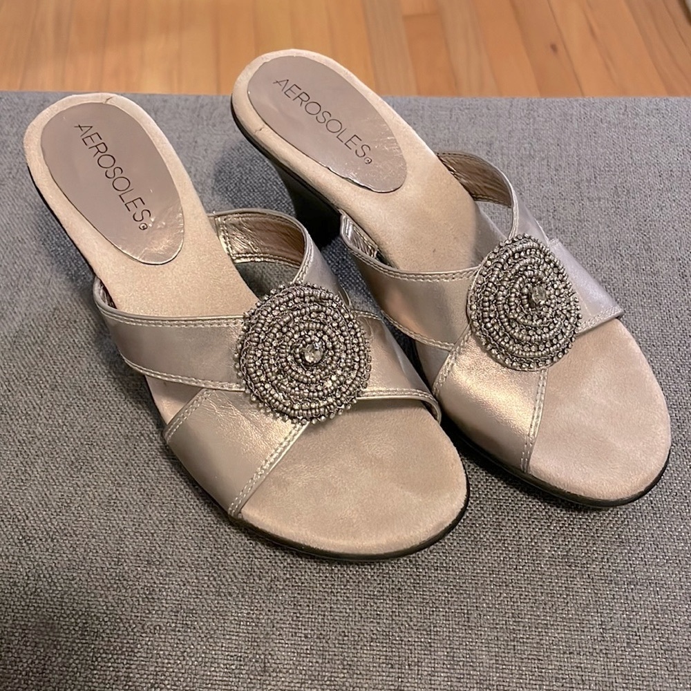 Aerosoles Lunar Eclipse size 6.5 leather comfort dress sandal.